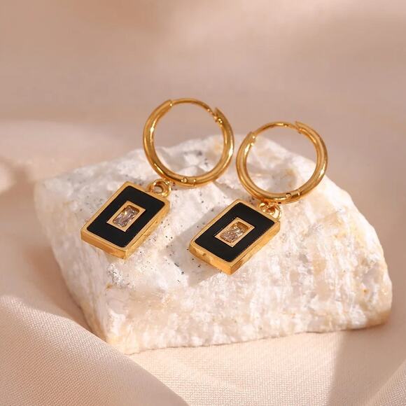 Black Vintage Style Acrylic Pendant Earrings 18K Gold Plated Stainless Steel - Picture 3 of 11